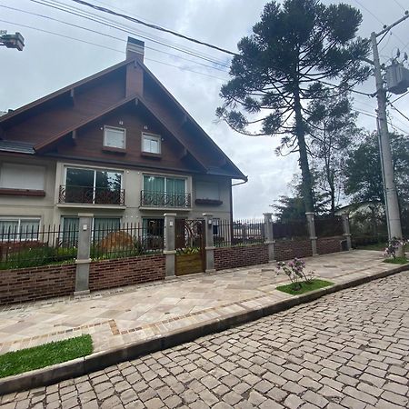 Duplex Novo, Com 02 Suites, Para 06 Pessoas, E 02 Vagas De Garagem Канела Экстерьер фото